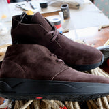 Finch Chukka in Chestnut suede, detail